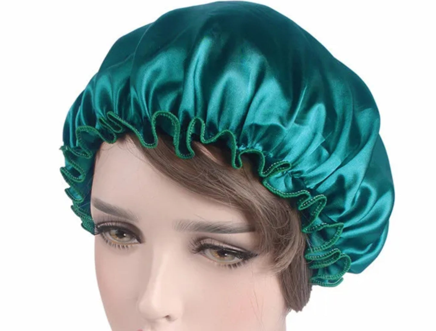 Bonnets en satin avec élastique