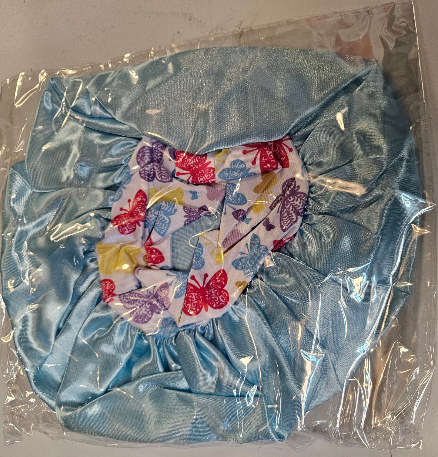 Bonnets en satin bandeau avec motif de fleurs ou papillons